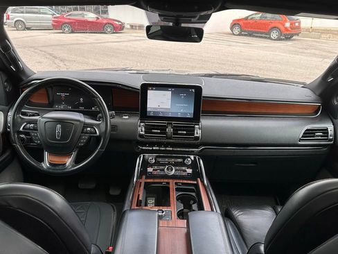 Used 2019 Lincoln Navigator L Reserve AWD/4WD image 22