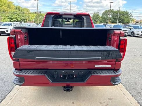 Used 2022 GMC Sierra 1500 Elevation w/ Preferred Package AWD/4WD image 17