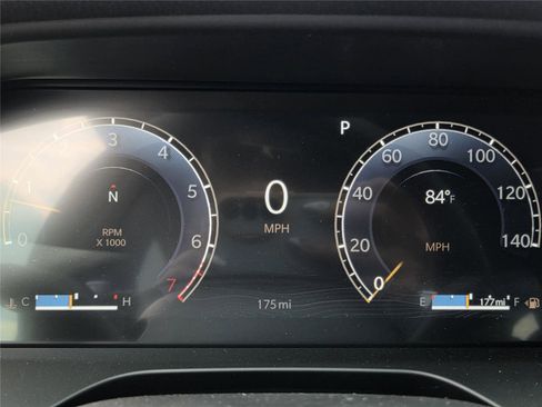 New 2025 Jeep Grand Cherokee Altitude image 58