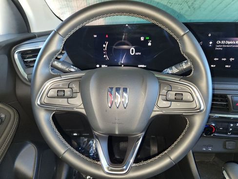Used 2025 Buick Encore GX Preferred image 22
