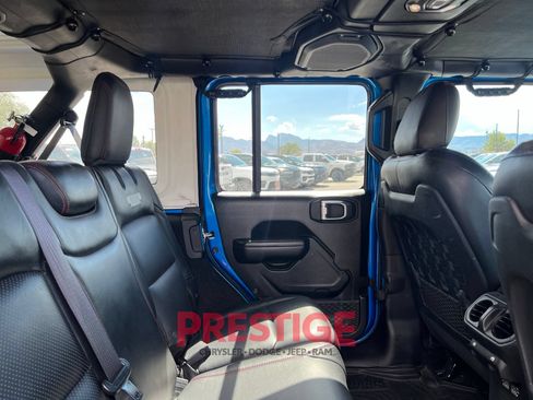 Used 2021 Jeep Wrangler Unlimited Rubicon AWD/4WD image 25