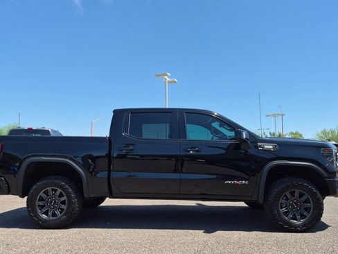 Used 2025 GMC Sierra 1500 AT4X AWD/4WD image 4