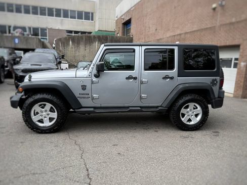 Used 2016 Jeep Wrangler Unlimited Sport w/ Quick Order Package 24S AWD/4WD image 14