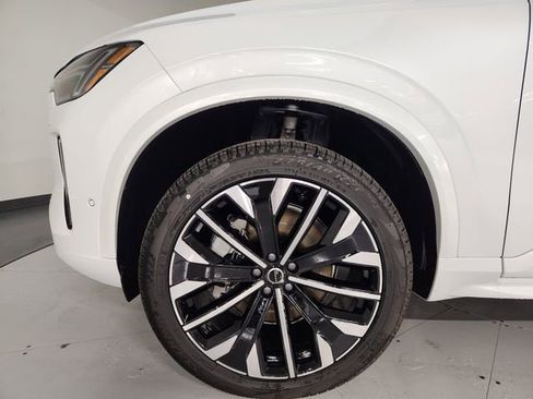 New 2026 Volvo XC90 B6 Ultra w/ Protection Package AWD/4WD image 10