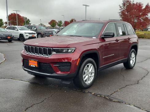 New 2025 Jeep Grand Cherokee Laredo X w/ Luxury Tech Group I image 1