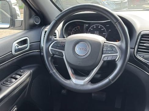 Used 2022 Jeep Grand Cherokee Limited w/ Tech Group AWD/4WD image 25