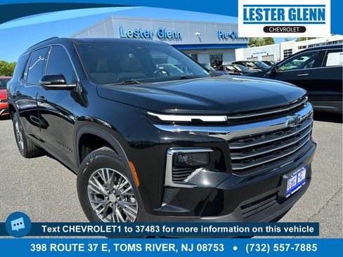 Certified 2024 Chevrolet Traverse LT w/ LPO, Floor Liner Package AWD/4WD image 1
