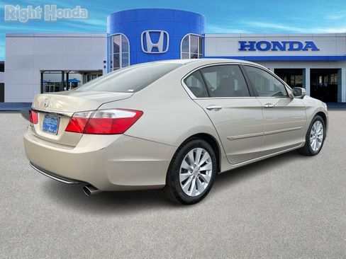 Used 2015 Honda Accord EX image 7