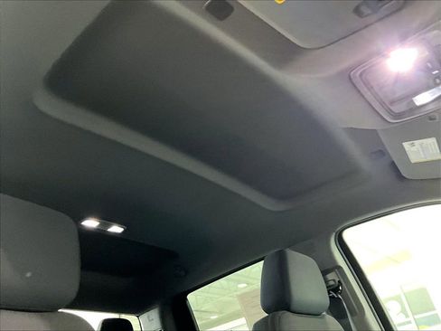 Used 2024 GMC Sierra 1500 Elevation image 22