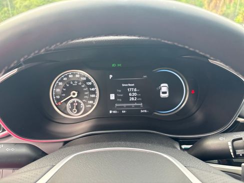 Used 2026 Genesis G70 2.5T Prestige RWD image 12