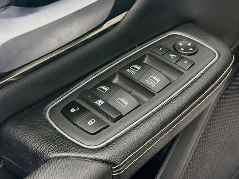 Used 2022 RAM 1500 Rebel w/ Night Edition AWD/4WD image 18
