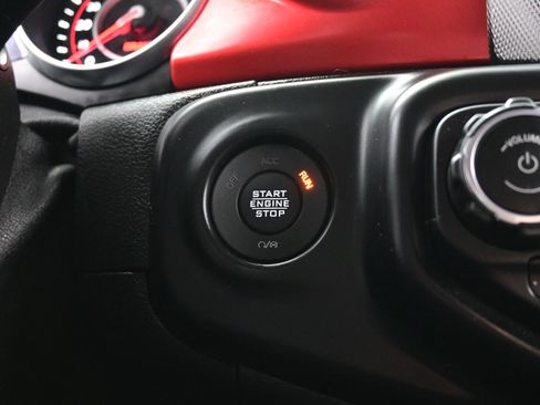 Used 2021 Jeep Wrangler Unlimited Rubicon image 21