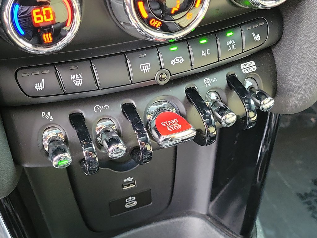 Used 2023 MINI Cooper S w/ MINI Resolute Edition FWD image 30