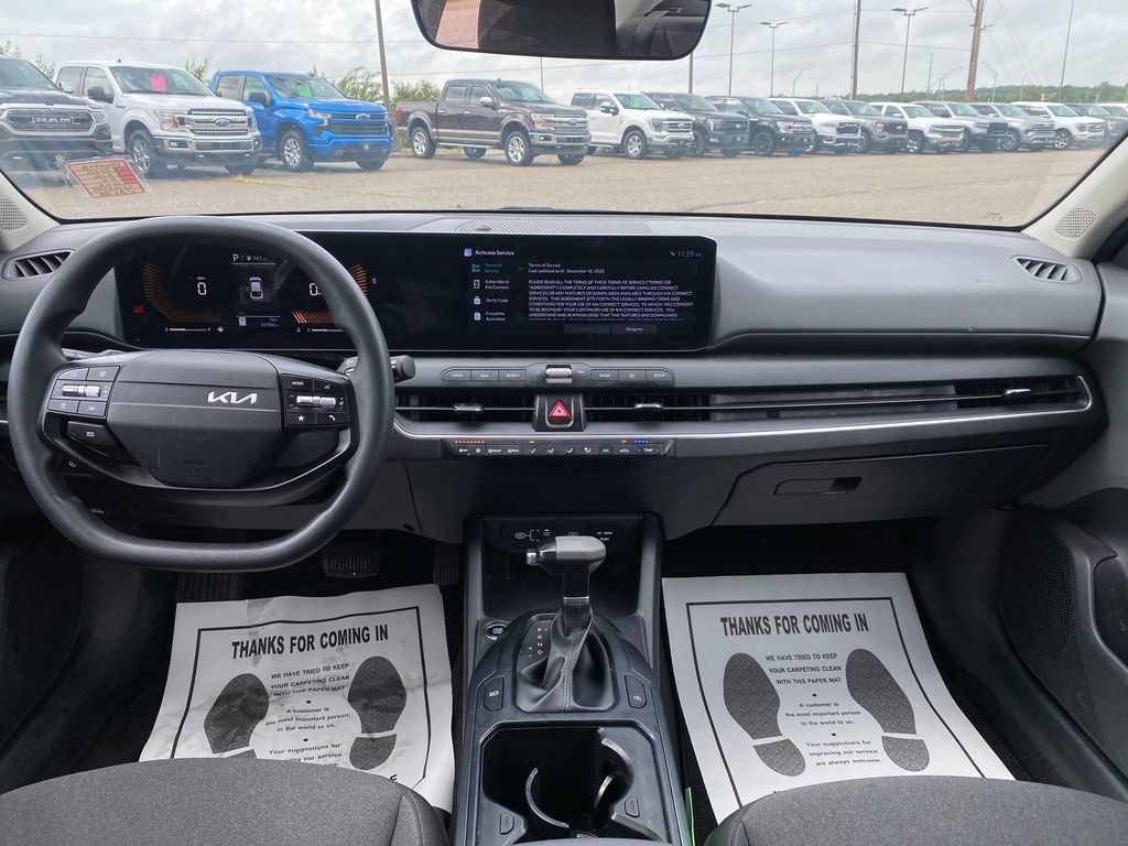 Used 2025 Kia K4 FWD image 13