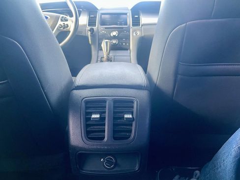 Used 2013 Ford Taurus SEL image 16