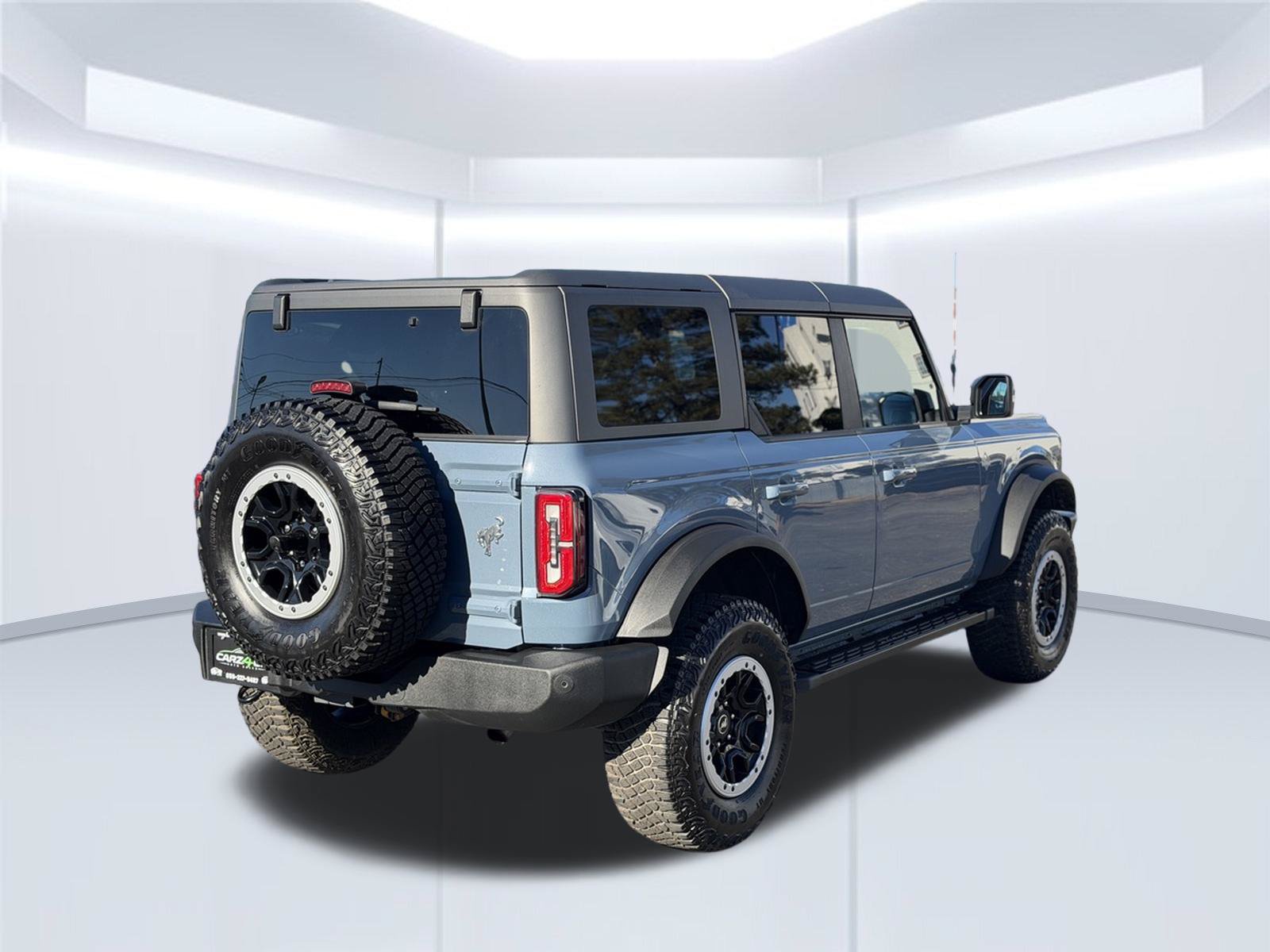 Used 2024 Ford Bronco Outer Banks w/ Sasquatch Package AWD/4WD image 5