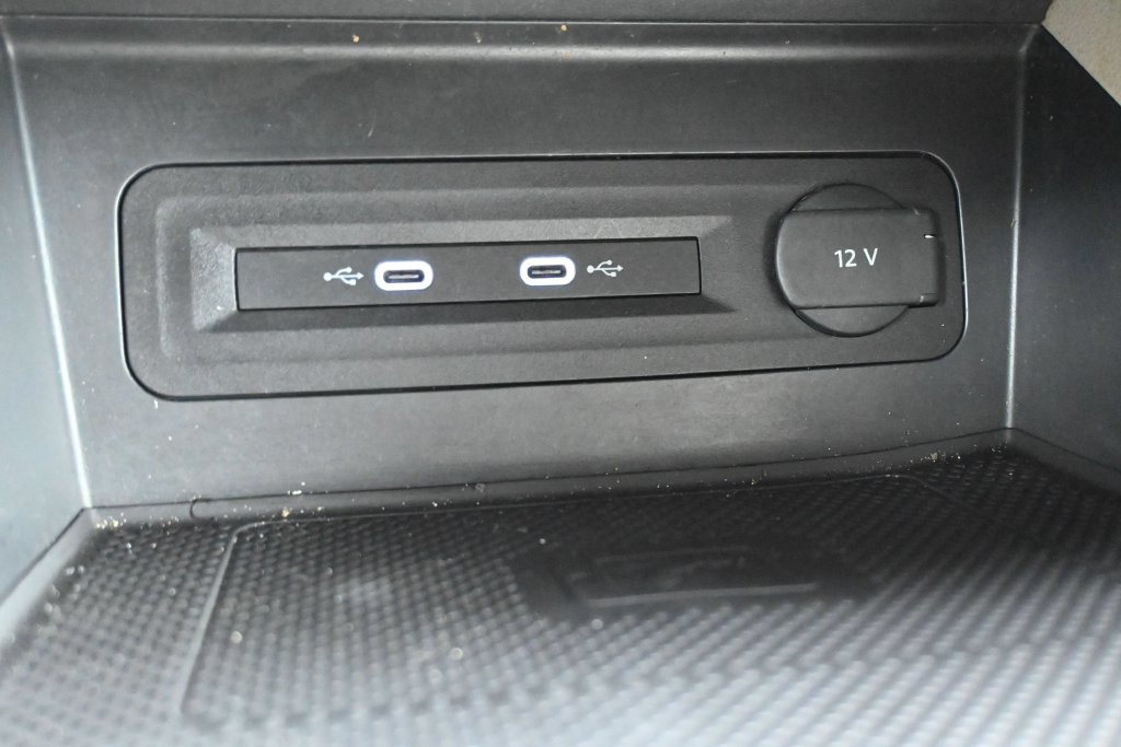 Used 2022 Volkswagen Atlas SE FWD image 13