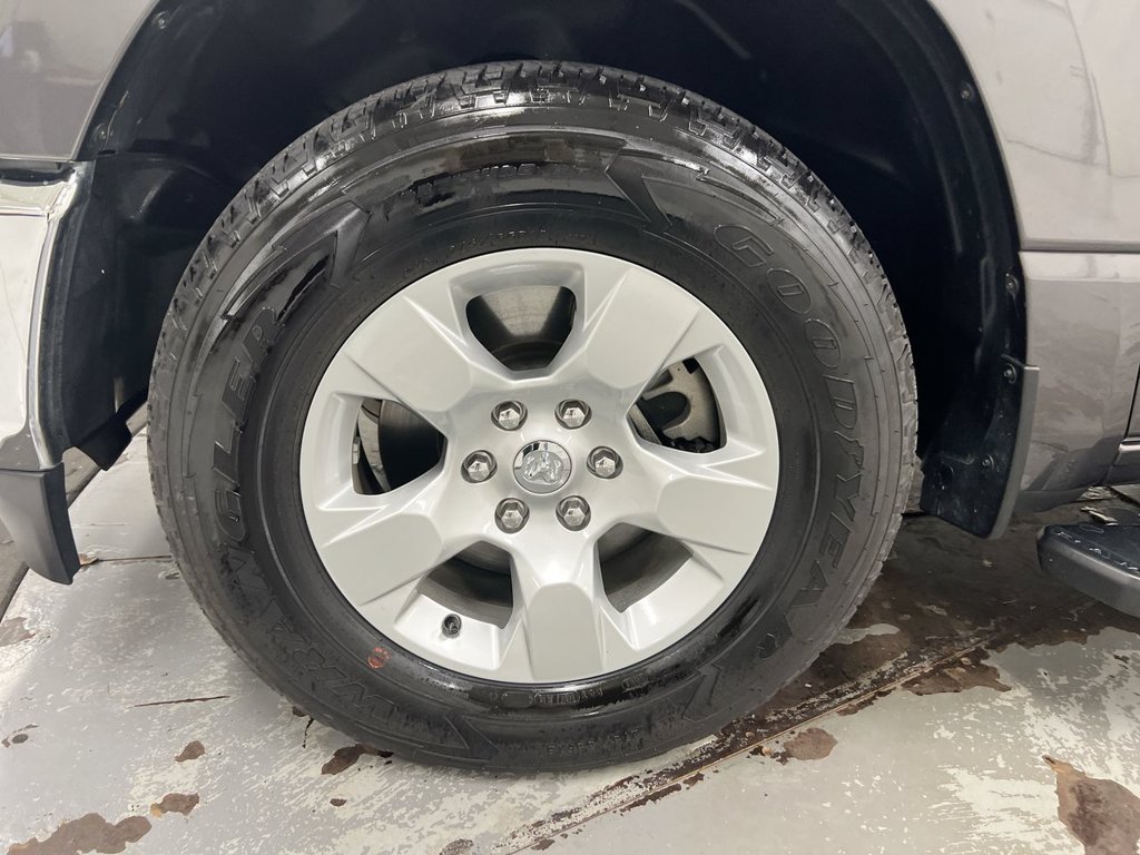 Used 2023 RAM 1500 Big Horn AWD/4WD image 26