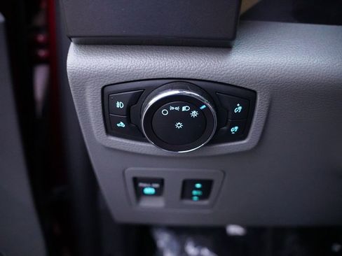 Used 2018 Ford F150 XLT w/ Equipment Group 302A Luxury image 22