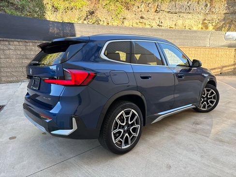 Certified 2025 BMW X1 xDrive28i image 3