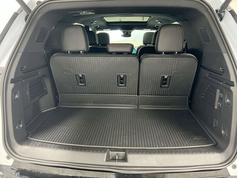 New 2026 Chevrolet Traverse RS w/ LPO, Floor Liner Package image 26