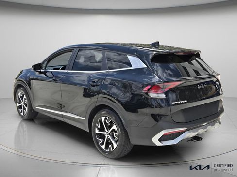 Certified 2023 Kia Sportage EX FWD image 8