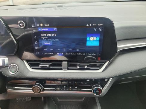 New 2026 Chevrolet Equinox LT image 13