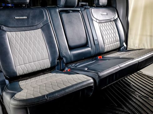 Used 2022 Ford F150 Limited image 31