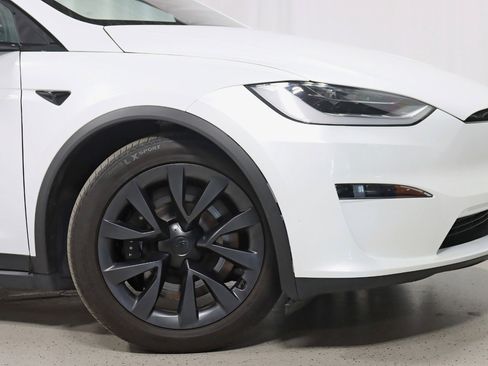 Used 2023 Tesla Model X AWD/4WD image 5