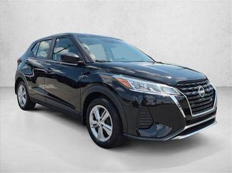 Used 2023 Nissan Kicks S FWD video 4