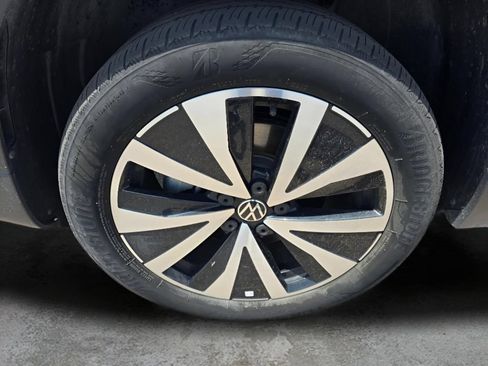 Used 2022 Volkswagen Taos SE AWD/4WD image 30