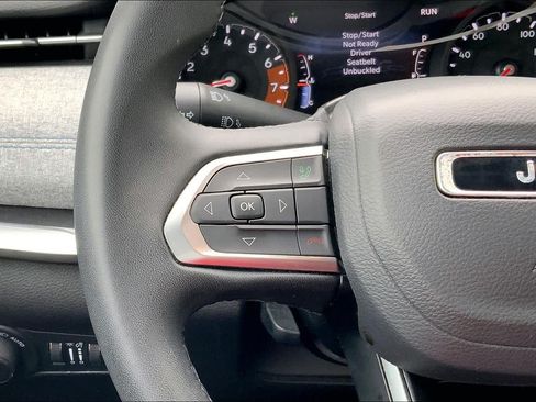 Used 2024 Jeep Compass Latitude AWD/4WD image 23
