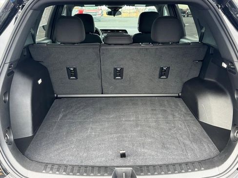 Used 2025 GMC Terrain Elevation image 4