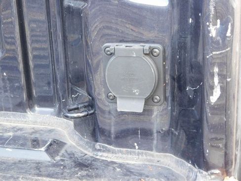 Used 2023 Chevrolet Silverado 1500 LTZ w/ LTZ Convenience Package II image 9