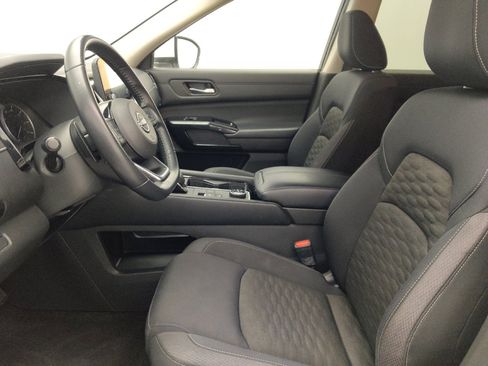 Used 2022 Nissan Pathfinder SV w/ SV Premium Package AWD/4WD image 17