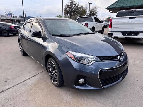 Used 2016 Toyota Corolla S image 3