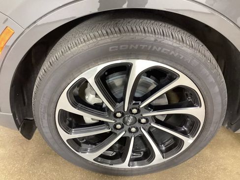 Used 2024 Lincoln Nautilus Black Label AWD/4WD image 33