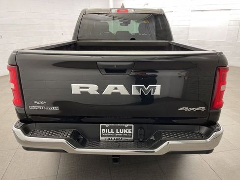 Certified 2025 RAM 1500 Big Horn image 10