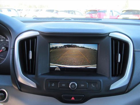 Used 2018 GMC Terrain SLE w/ Driver Convenience Package image 24