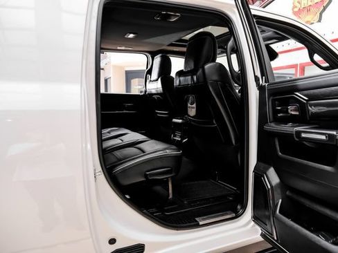 Used 2024 RAM 3500 Limited AWD/4WD image 43