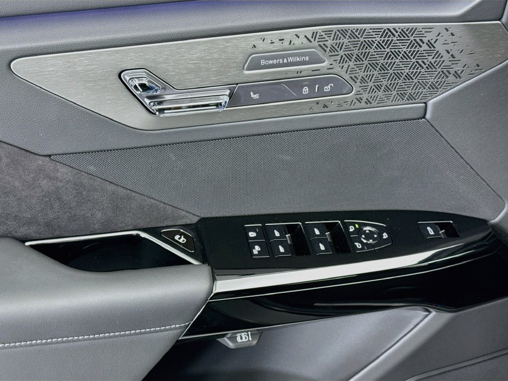 New 2027 BMW 740i w/ Premier Package RWD image 22