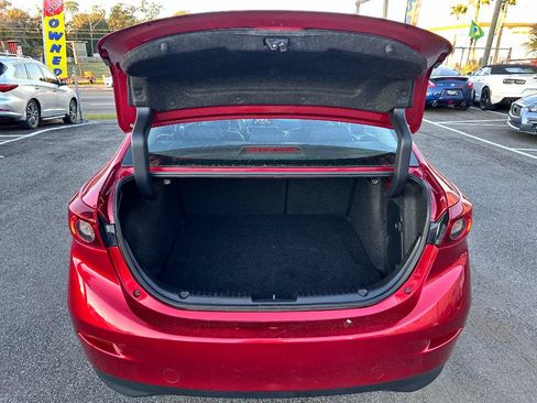 Used 2018 MAZDA MAZDA3 Touring FWD image 15