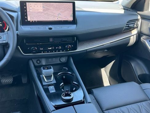New 2026 Nissan Rogue Platinum AWD/4WD image 38