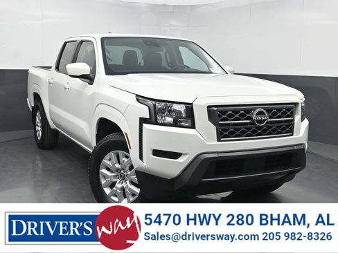 Used 2022 Nissan Frontier SV w/ Technology Package image 1