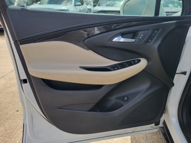 Used 2020 Buick Envision Essence FWD image 12