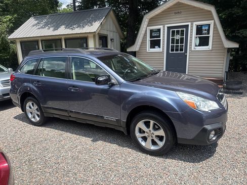 Used 2014 Subaru Outback 2.5i AWD/4WD image 5
