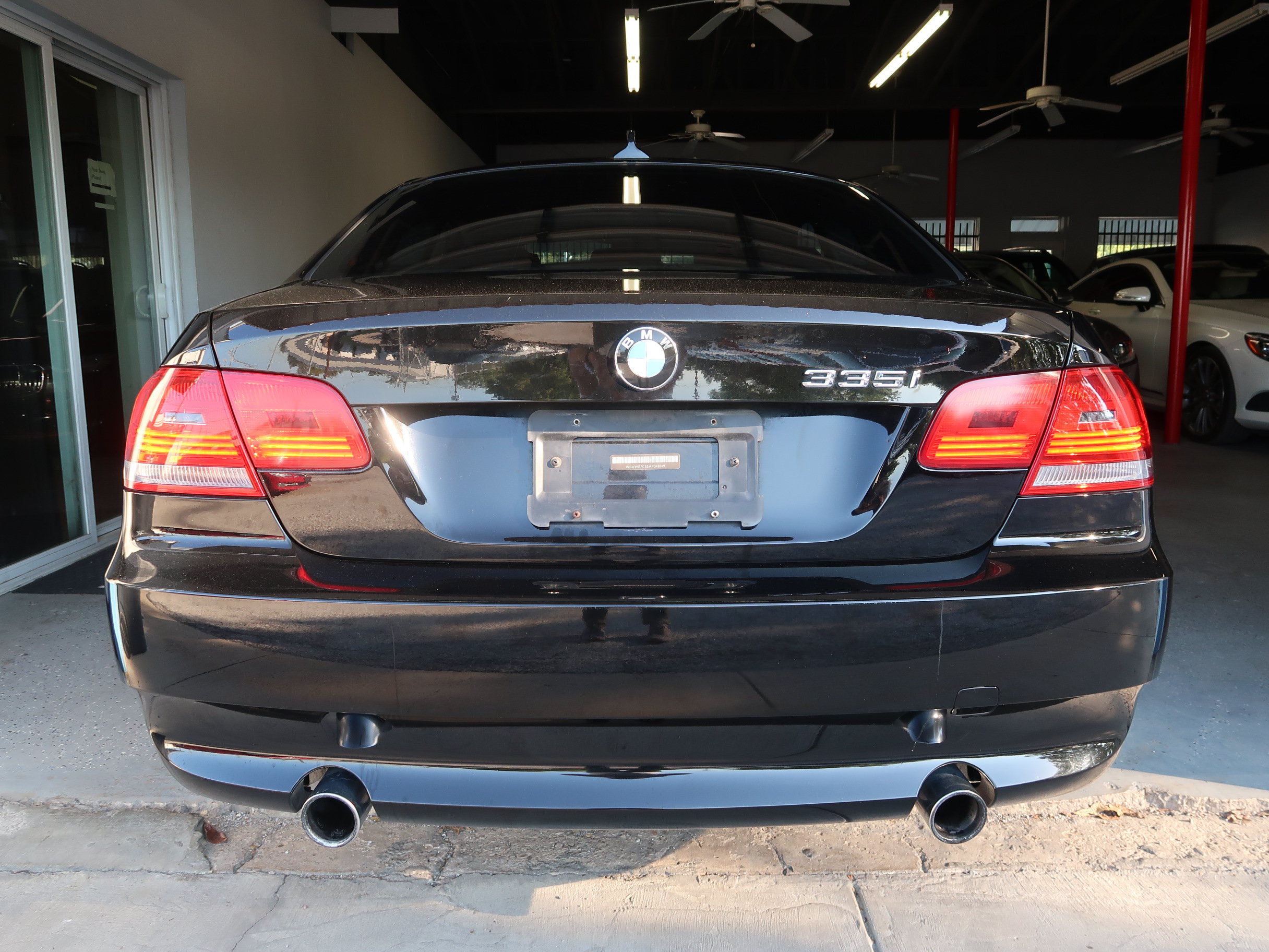 Used 2010 BMW 335i Coupe RWD image 9