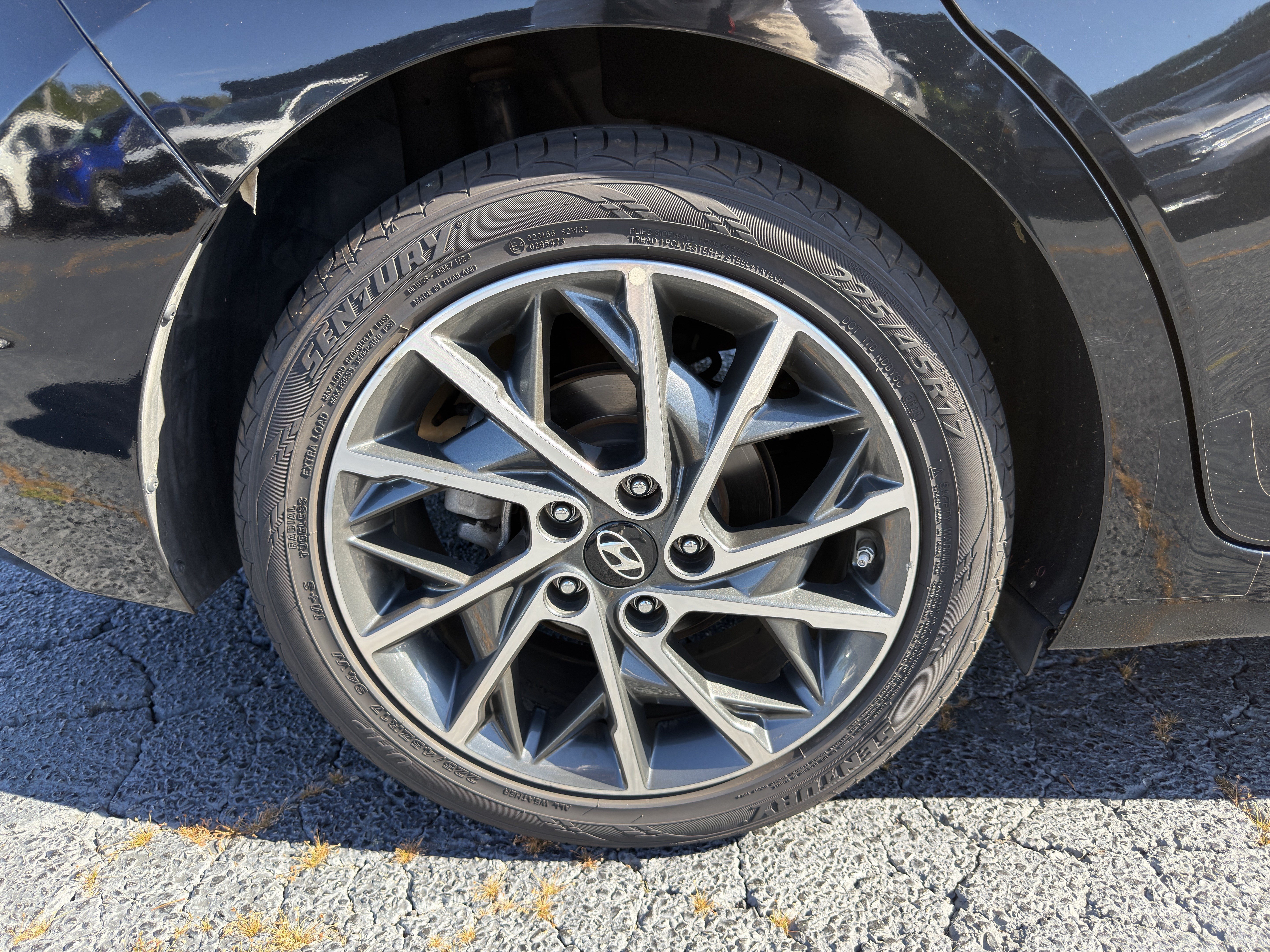 Used 2019 Hyundai Elantra Limited FWD image 8