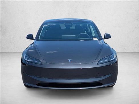Used 2025 Tesla Model 3 Long Range RWD image 2
