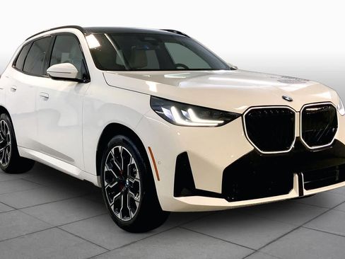 New 2026 BMW X3 xDrive30i w/ Premium Package AWD/4WD image 2
